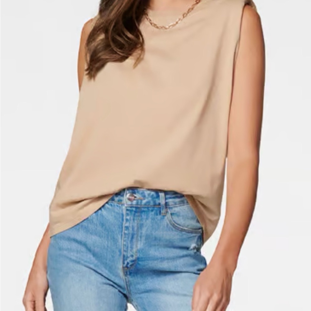 Sag Harbor Sleeveless Crewneck Tank in Light Beige